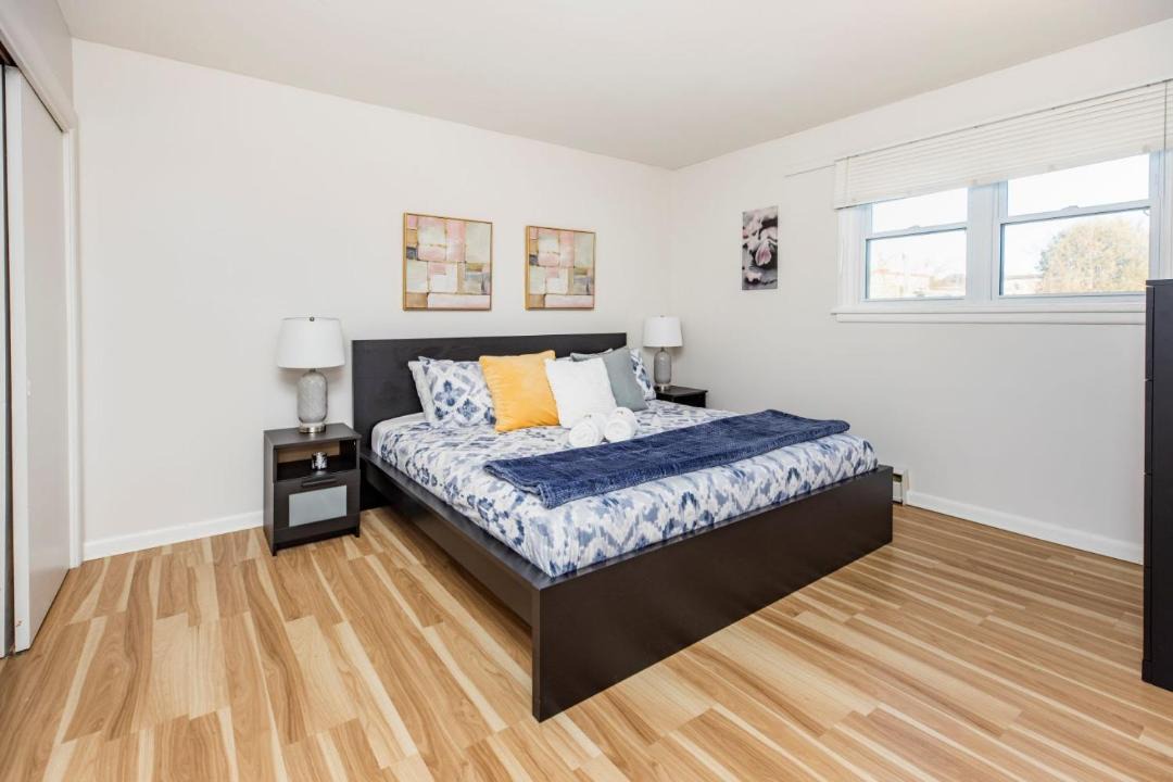 Photo of Bedroom in Vanier North