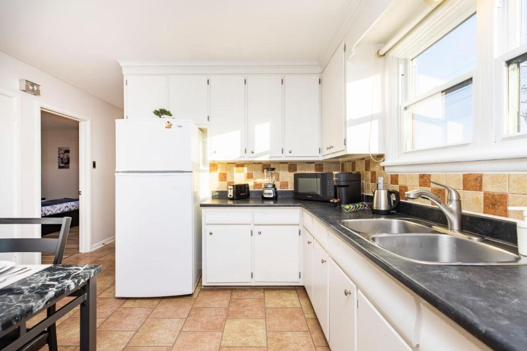 Photo of Kitchen in Vanier North