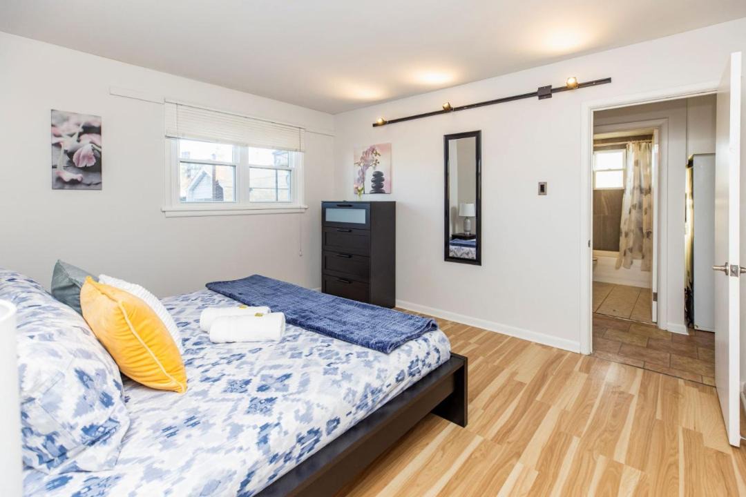 Photo of Bedroom in Vanier North