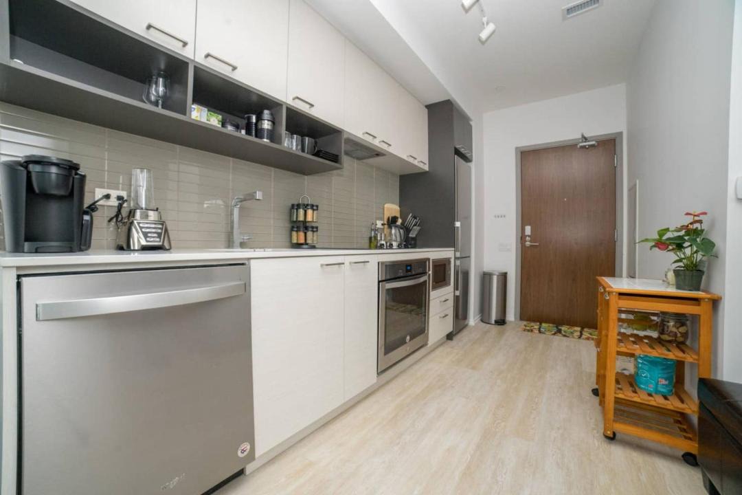 Photo of Kitchen in Bay Street Corridor