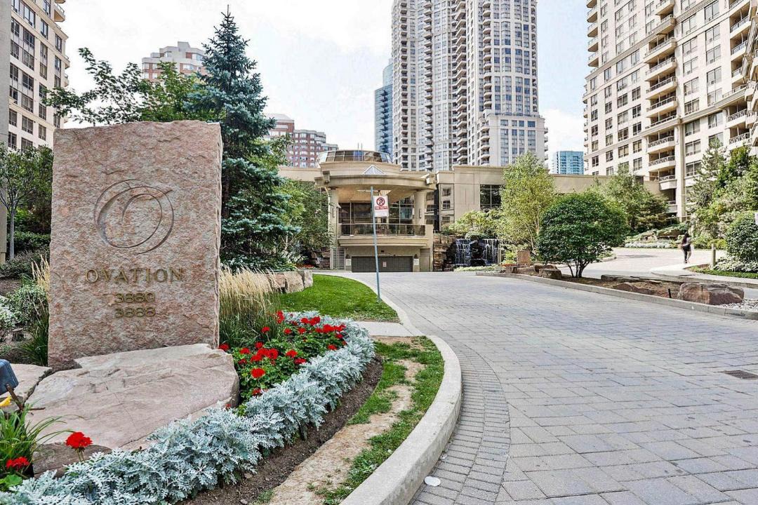 Photo of Buildings in Downtown Mississauga