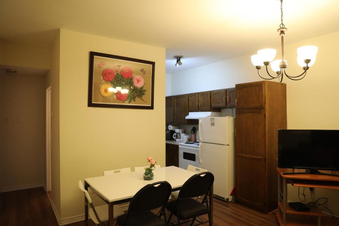 Photo of Livingroom in Centretown