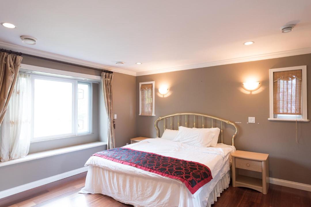 Photo of Bedroom in Marpole