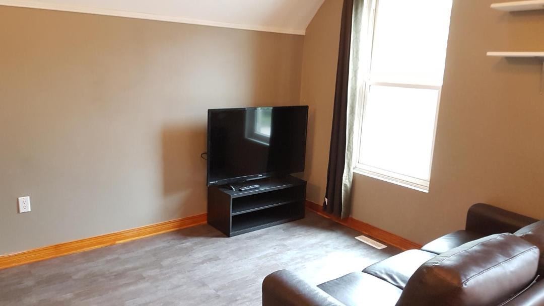 Photo of Livingroom in Centretown