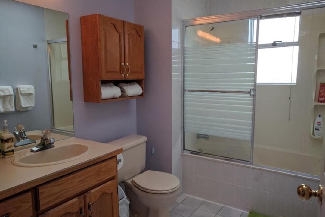 Photo of Bathroom in Renfrew-Collingwood