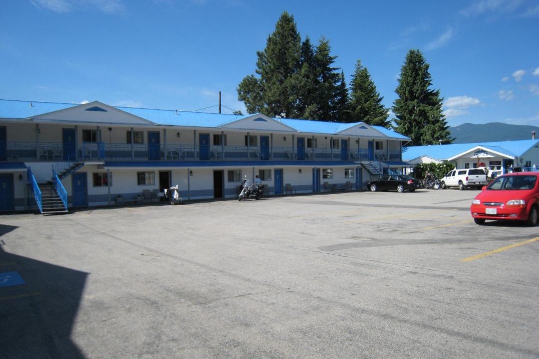 Photo of Others in Creston