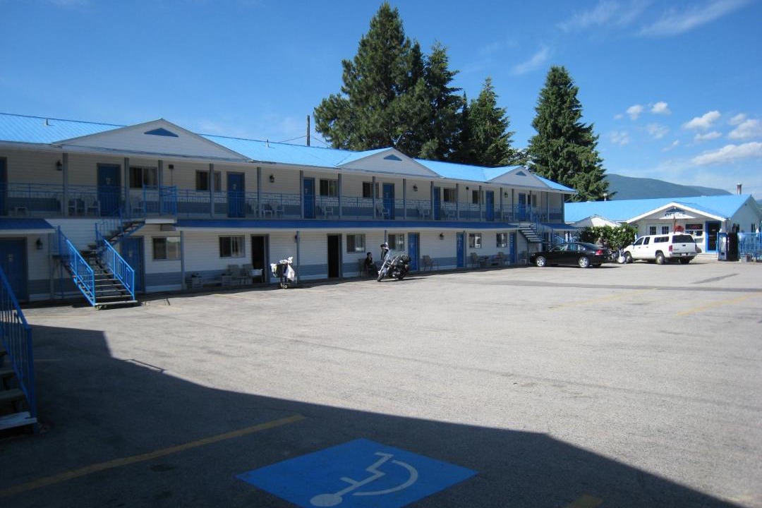 Photo of Others in Creston