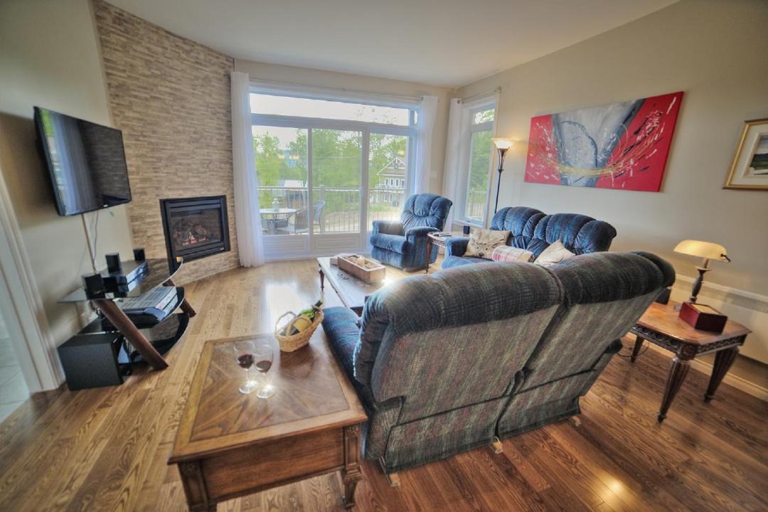 Photo of Livingroom in L'Anse-Saint-Jean