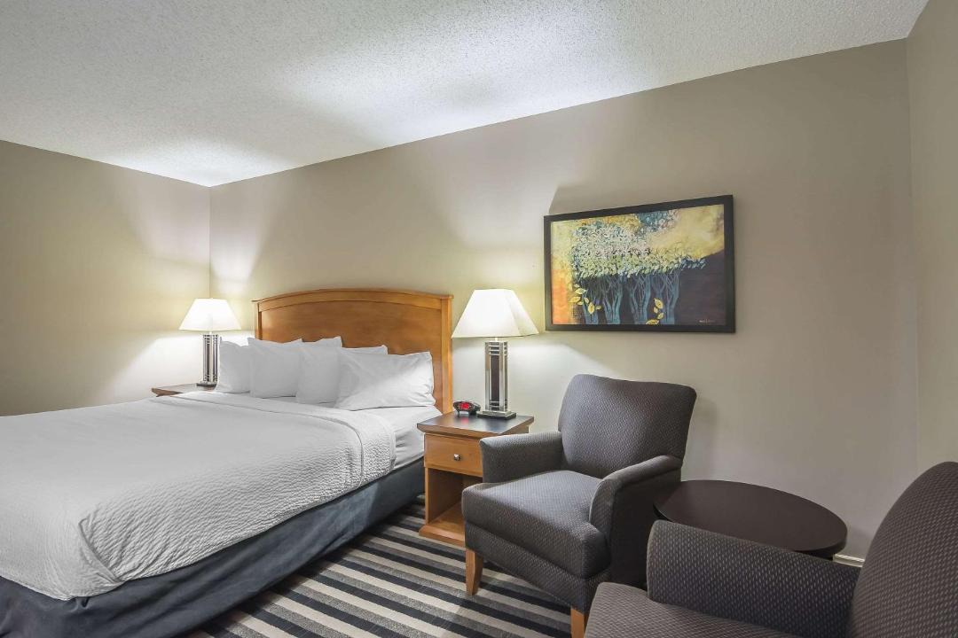 Photo of Others in West Edmonton