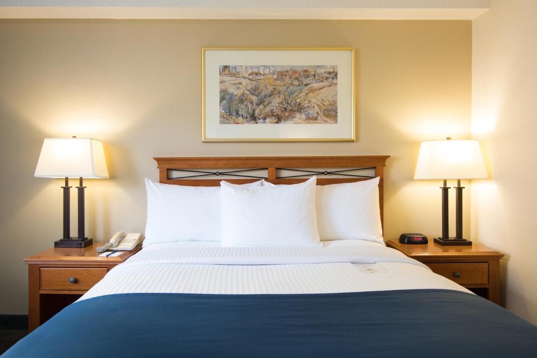 Photo of Bedroom in Saskatoon Downtown