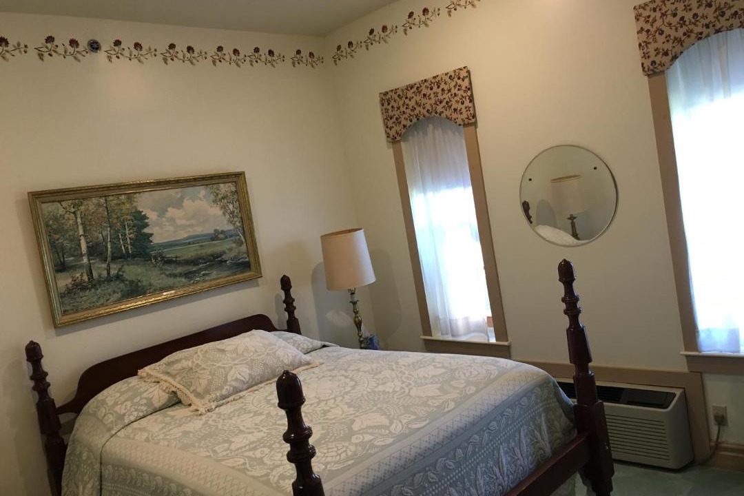 Photo of Bedroom in Geneseo