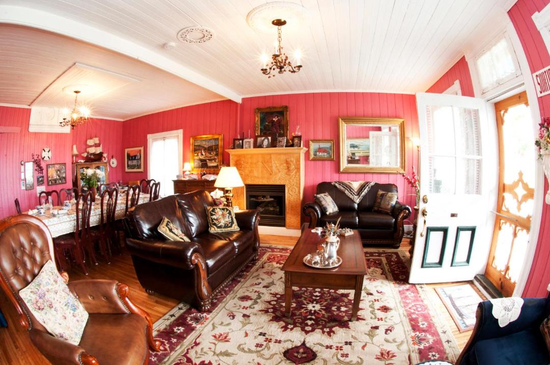 Photo of Others in Tadoussac