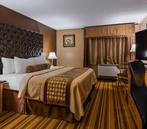 Marquis Inn Suites 