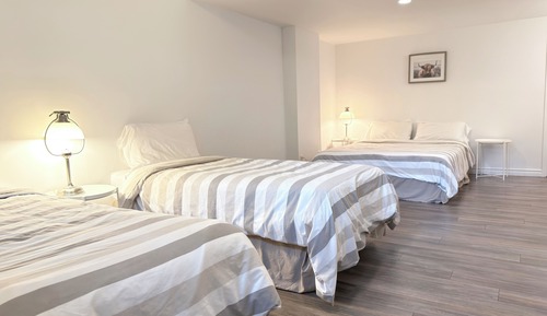 Chalets Montmorency, 2 Bedroom Condo (Ground floor with basement room)