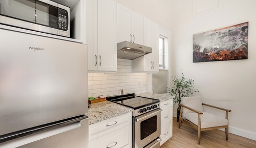 Luxury Room, 2 Queen Beds, Kitchen, City View