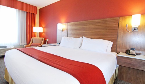 Standard Room, 1 King Bed