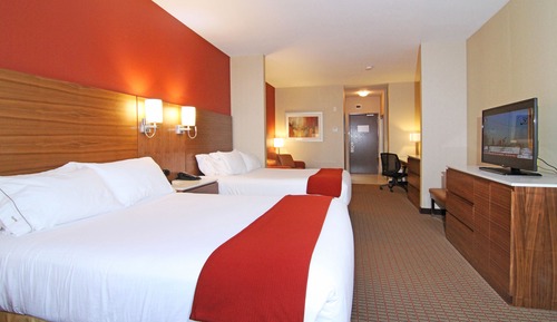 Suite, Multiple Beds