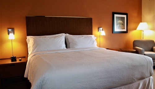 Room, Multiple Beds