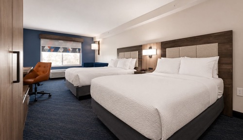 Suite, Multiple Beds