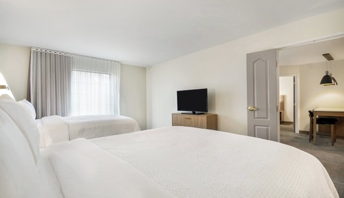 Suite, 2 Bedrooms, Kitchen