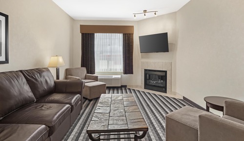 Suite, 1 King Bed, Non Smoking, Jetted Tub