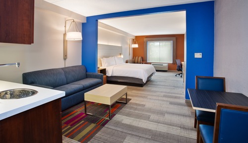 Suite, 1 King Bed (Additional Living Area)