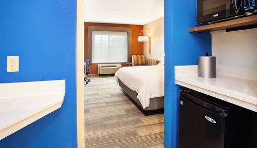 Standard Room, 1 King Bed