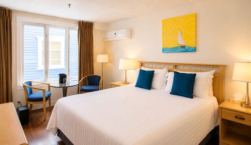 Side View Comfort King Room