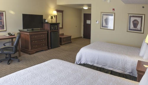 Room, 2 Queen Beds, Accessible, Fireplace