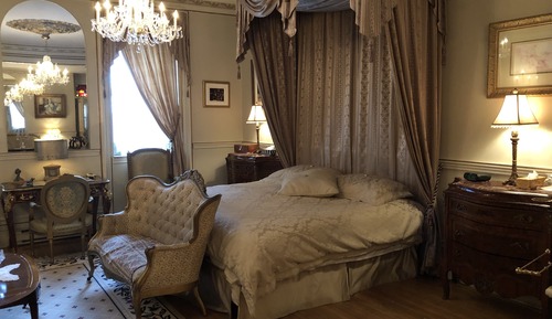  Chambre des maitres, 1 très grand lit, non-fumeurs)