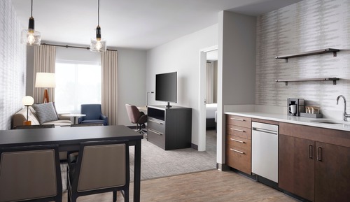 Studio Suite, 1 Bedroom (Mobility/Hearing Accessible, Tub)