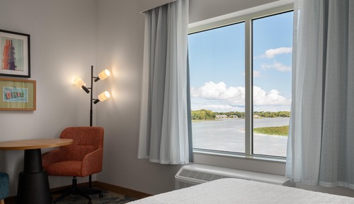 Room, 2 Queen Beds (Water View)
