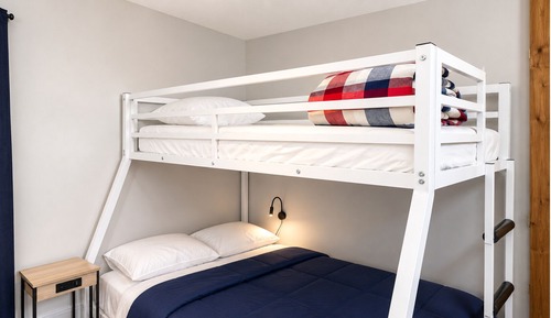 Family Room, Multiple Beds (Family Adventure Bunk Room)