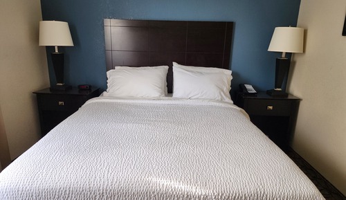 Suite, 1 Queen Bed (Additional Living Area)
