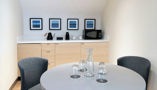 Room, 1 King Bed, Kitchenette