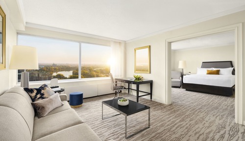 Fairmont Gold, Suite, 1 King Bed, Non Smoking