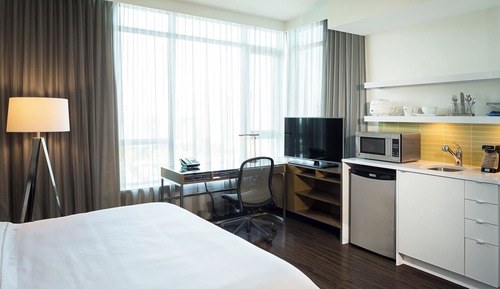 Junior Studio, 1 King Bed