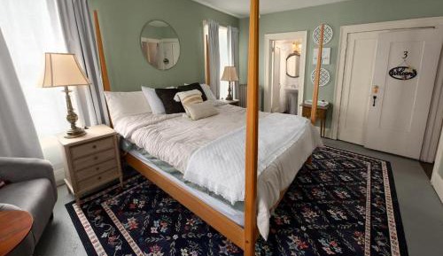 Classic King Room