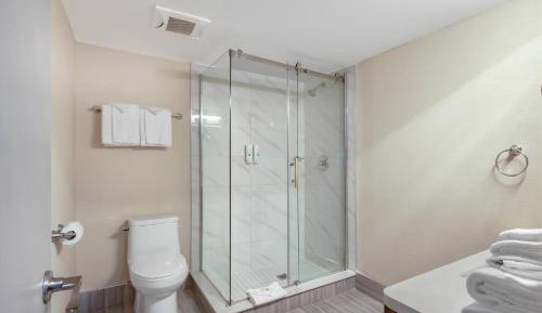 King Suite with Two King Beds - Non-Smoking