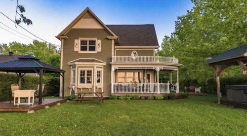 Three-Bedroom Chalet