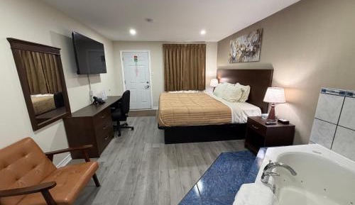 Suite with Spa Bath