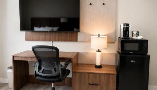 Premier Queen Room with Two Queen Beds and Kitchenette - Non-Smoking