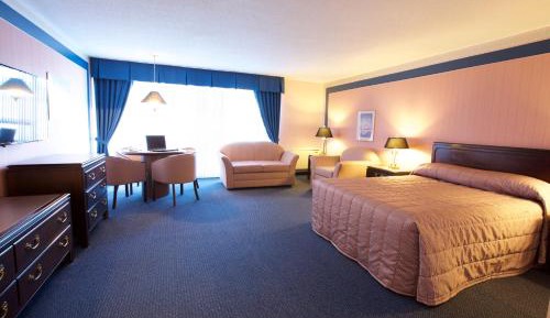 Queen Suite