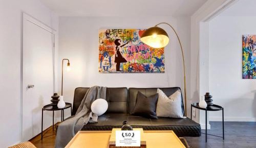 Three-Bedroom Premium Apartment with Resort View