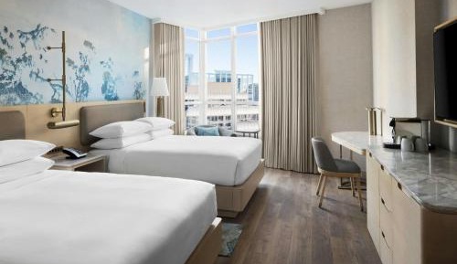 Newly Renovated Superior Queen Room - High Floor