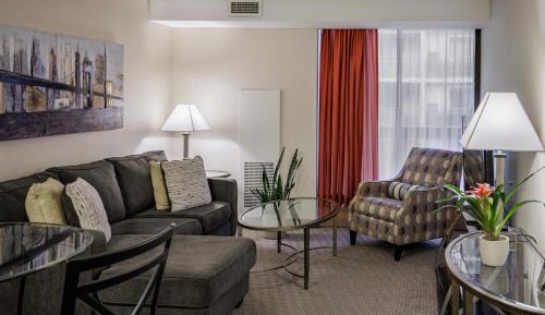 Premiere King One Bedroom Suite