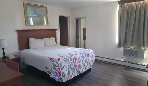 Budget Single Room