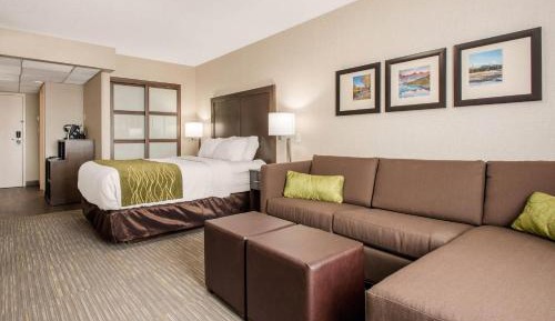 Superior Suite - Non-Smoking