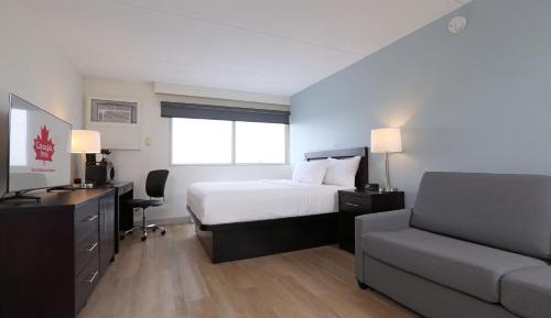 Queen Room