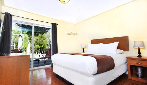 Two-Bedroom Suite